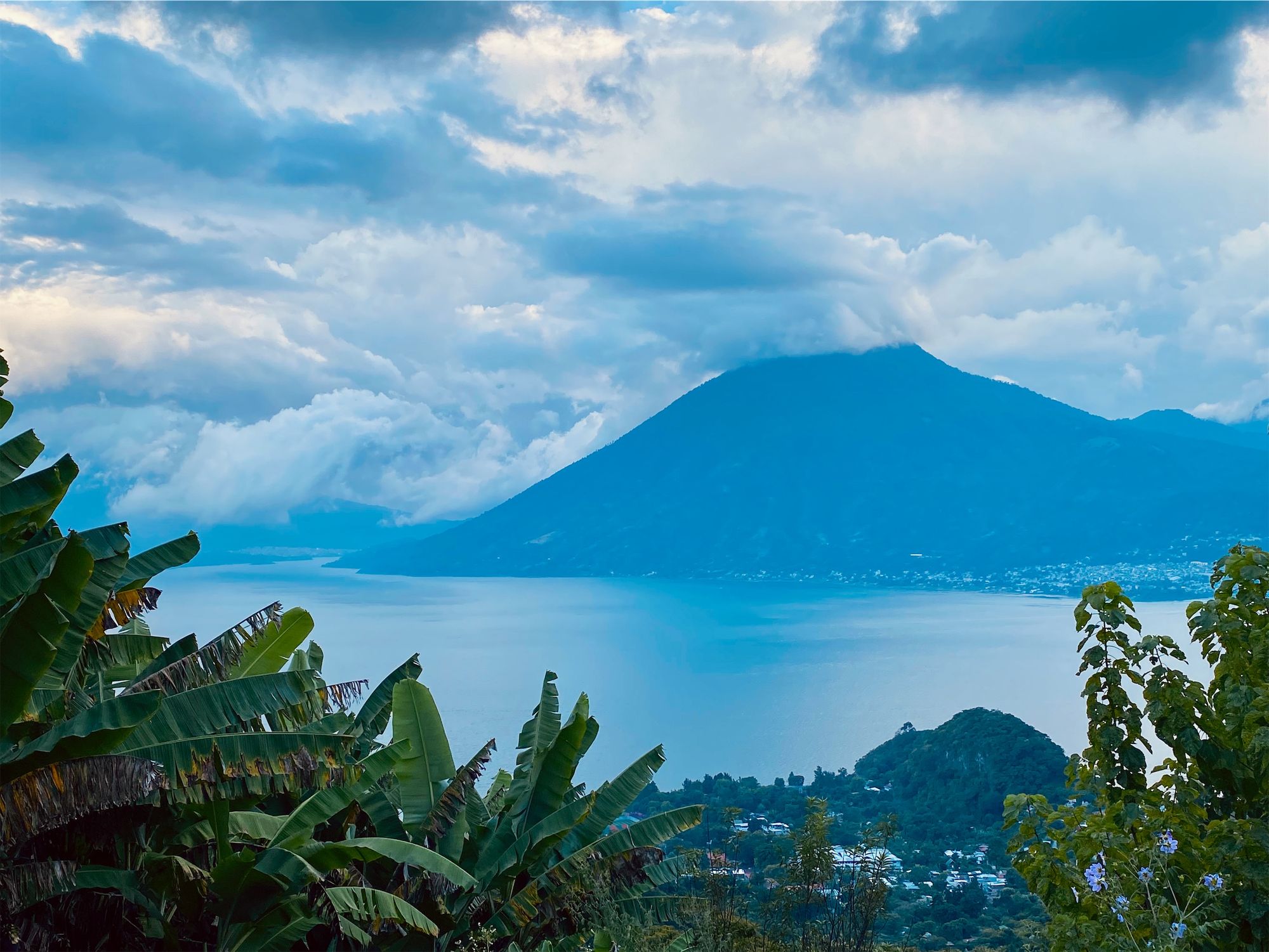 Antigua → Lago de Atitlán